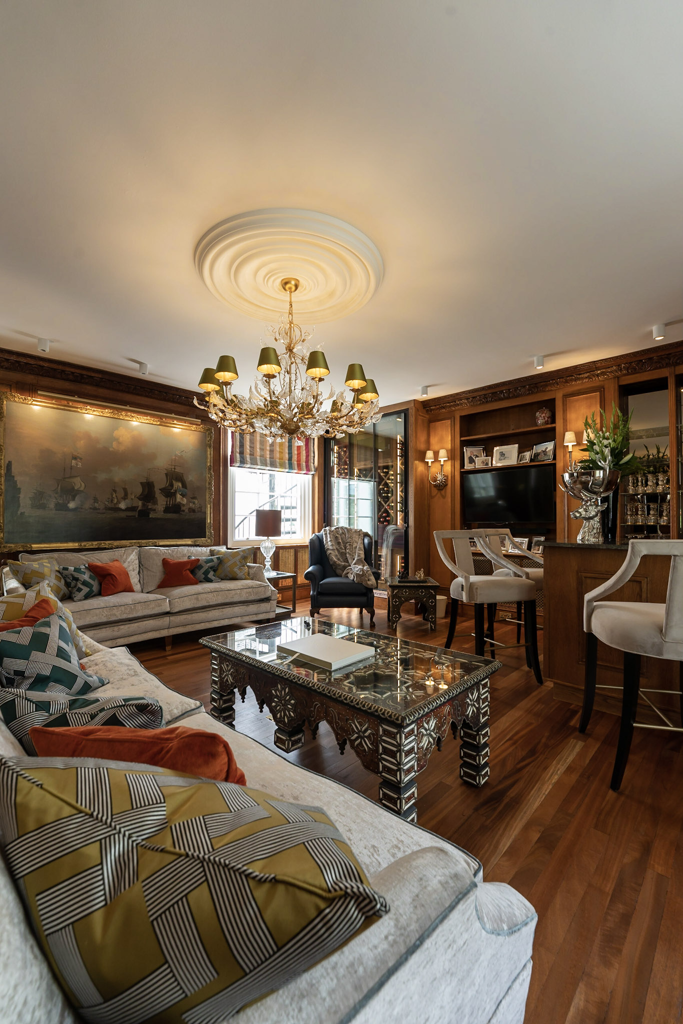 Atlantic Interiors Home Hero Bed & Lamp