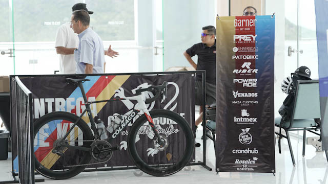 Entrega de Kits Cycling Ronde Mazatlán · Foto 6
