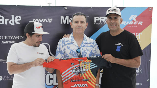 Entrega de Kits Cycling Ronde Mazatlán · Foto 4