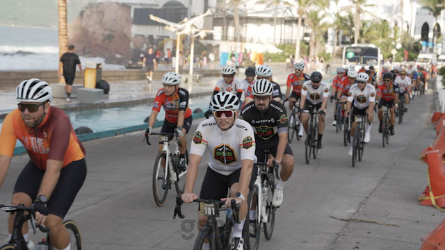 Cycling Ronde 3 Oct (Carrera) · Foto 93