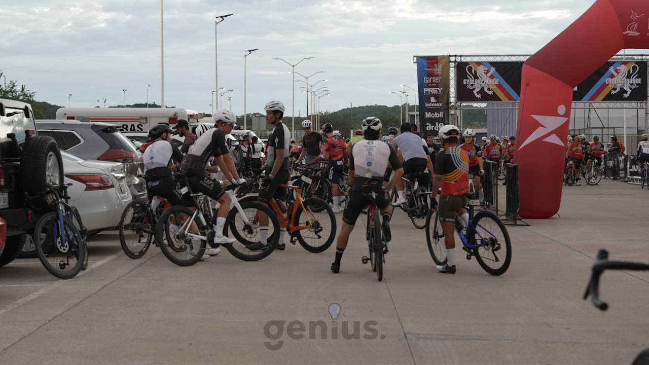 Cycling Ronde 3 Oct (Carrera)