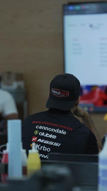 Curso de capacitación SRAM · Foto 10