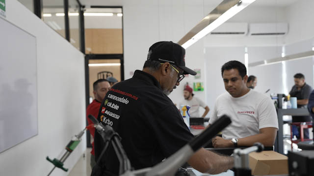 Curso de capacitación SRAM · Foto 21